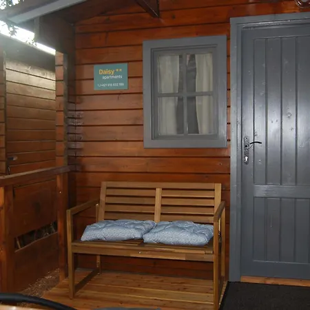 Daisy A,b Пакоштане