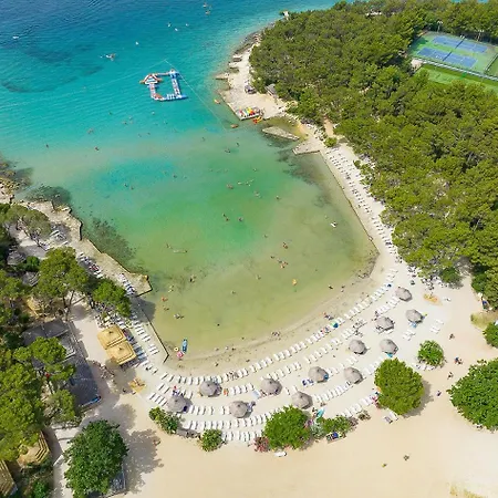 Daisy A,b База отдыха