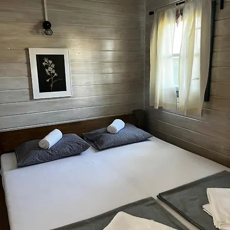 Πάρκο διακοπών Daisy A,b