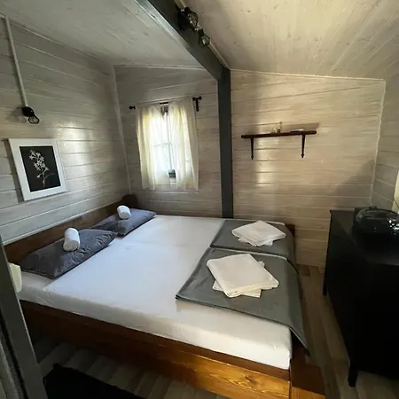 Daisy A,b Holiday park Pakostane